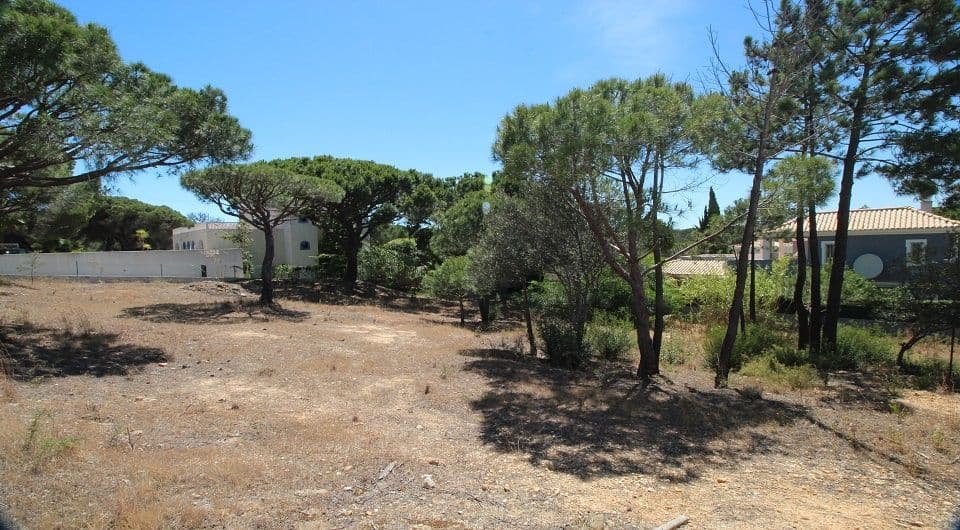 Grundstück für den Bau luxus Villa in der Nähe von Quinta do Lago Algarve