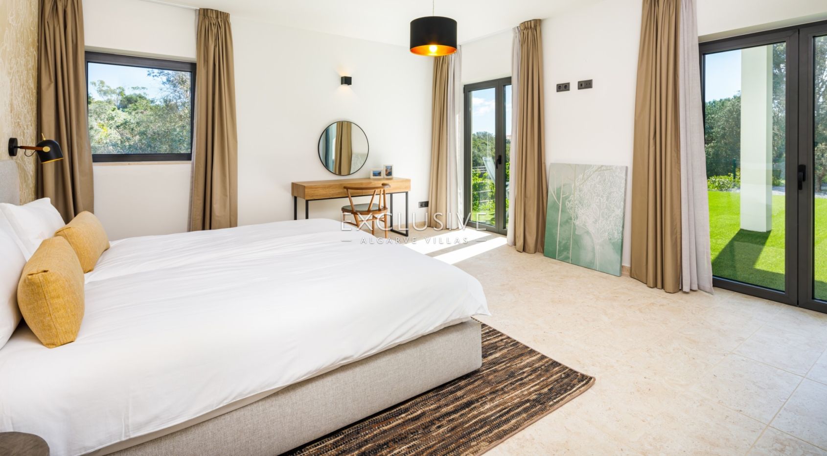 Villa neuve de 5 lits près de la plage de Carvoeiro