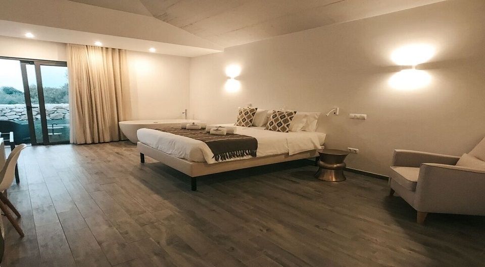 9-Schlafzimmer-Immobilie in der Nähe von Sta Barbara de Nexe