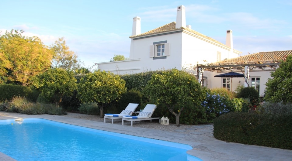 SOLD - Contemporary "Quinta" style villa with 5 bedrooms and ample grounds, Tavira