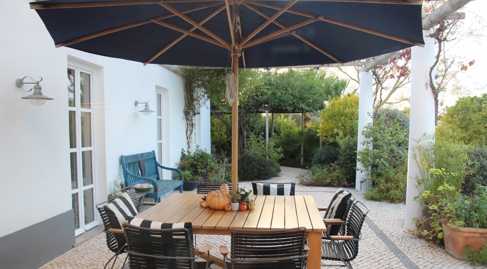 SOLD - Contemporary "Quinta" style villa with 5 bedrooms and ample grounds, Tavira