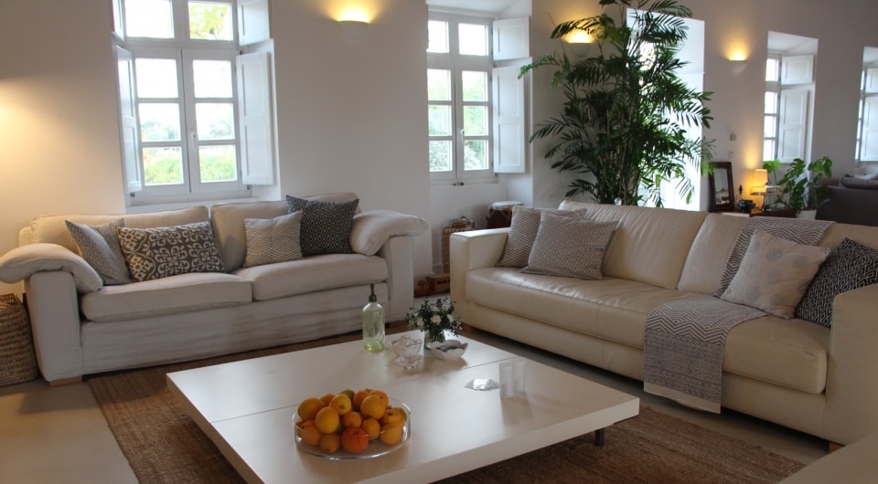 SOLD - Contemporary "Quinta" style villa with 5 bedrooms and ample grounds, Tavira