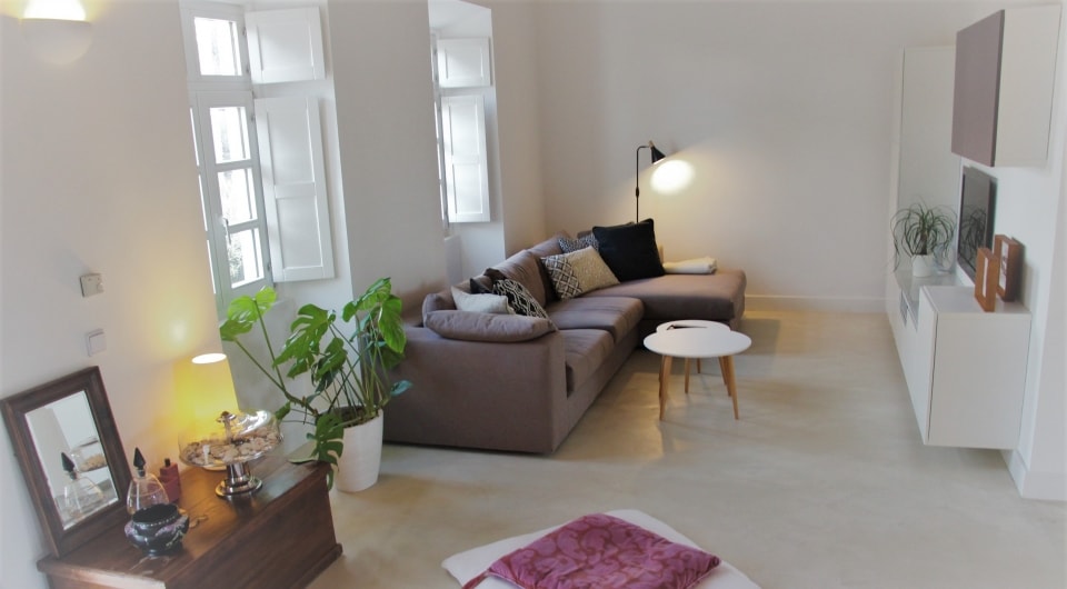 SOLD - Contemporary "Quinta" style villa with 5 bedrooms and ample grounds, Tavira