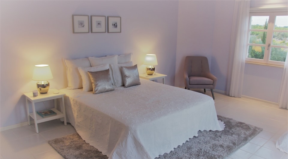 SOLD - Contemporary "Quinta" style villa with 5 bedrooms and ample grounds, Tavira
