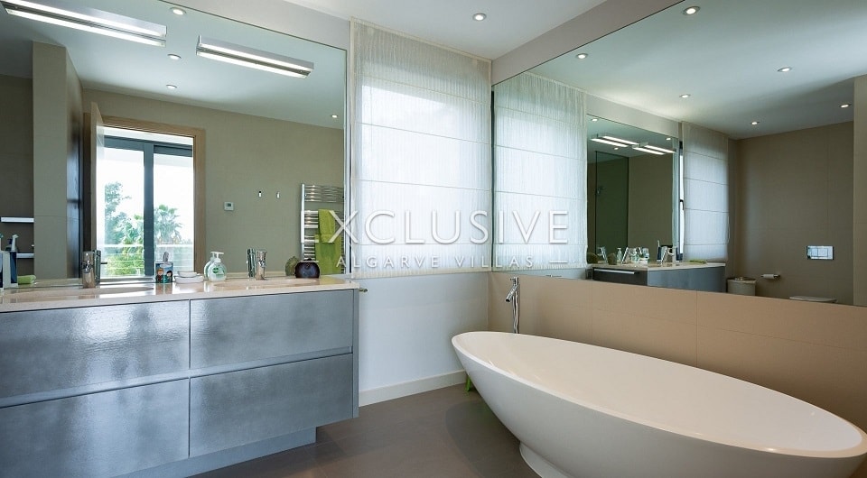 Grosses und luxus moderne villa im Goldenen Dreieck in Algarve