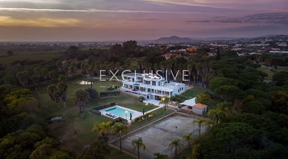 Grosses und luxus moderne villa im Goldenen Dreieck in Algarve