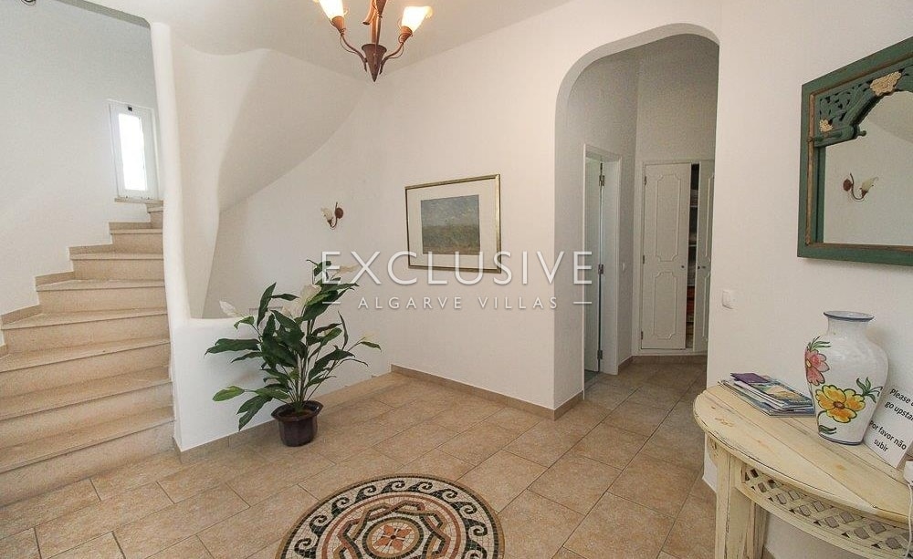 Charming traditional 4 bedrooms country villa close to Vilamoura, Algarve
