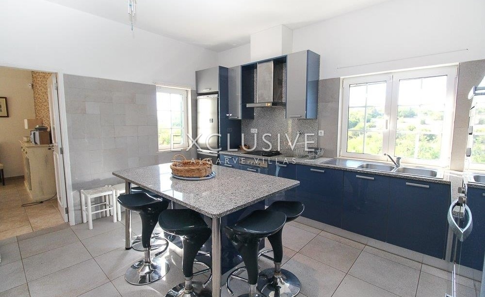 Charming traditional 4 bedrooms country villa close to Vilamoura, Algarve