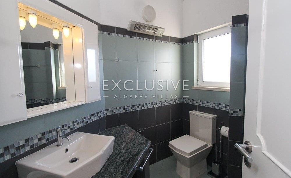 Charming traditional 4 bedrooms country villa close to Vilamoura, Algarve