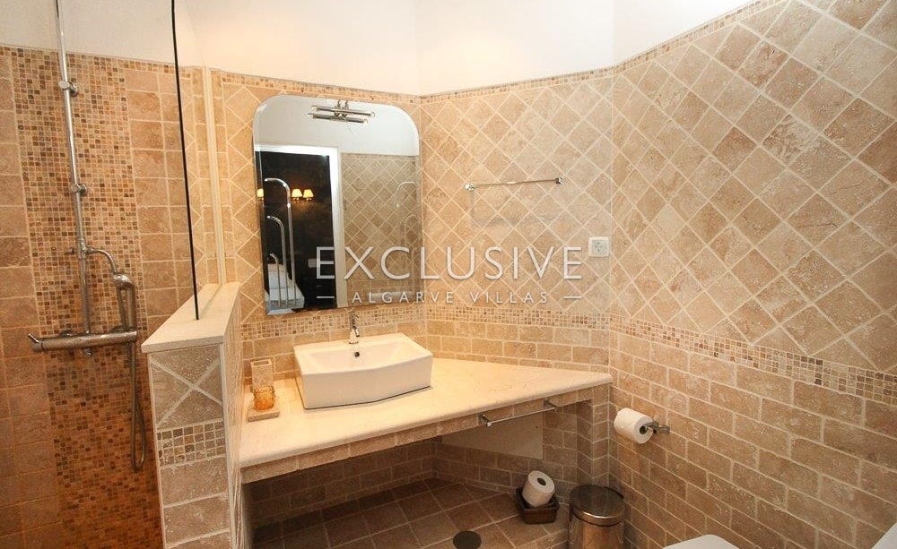 Charming traditional 4 bedrooms country villa close to Vilamoura, Algarve