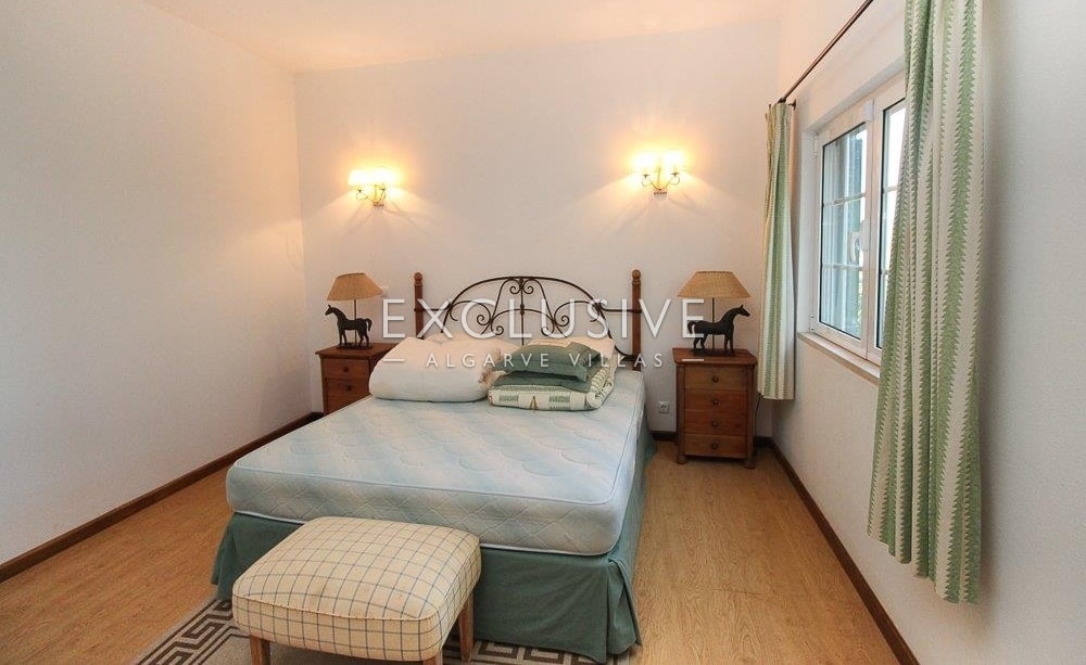 Charming traditional 4 bedrooms country villa close to Vilamoura, Algarve