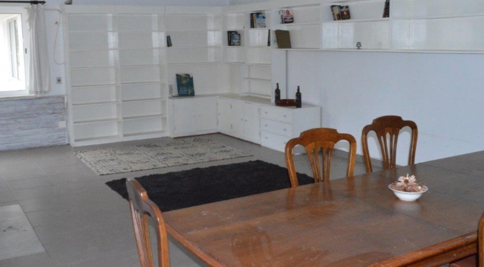 4 bedroom villa and 2 bedroom cottage on large private plot, in Lagos, Algarve