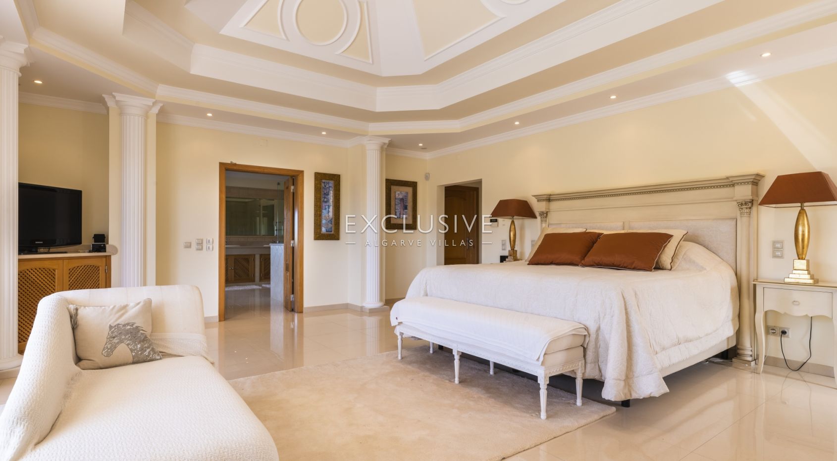 Luxury Equestrian Estate Horse Stables Arena Olhão East Algarve