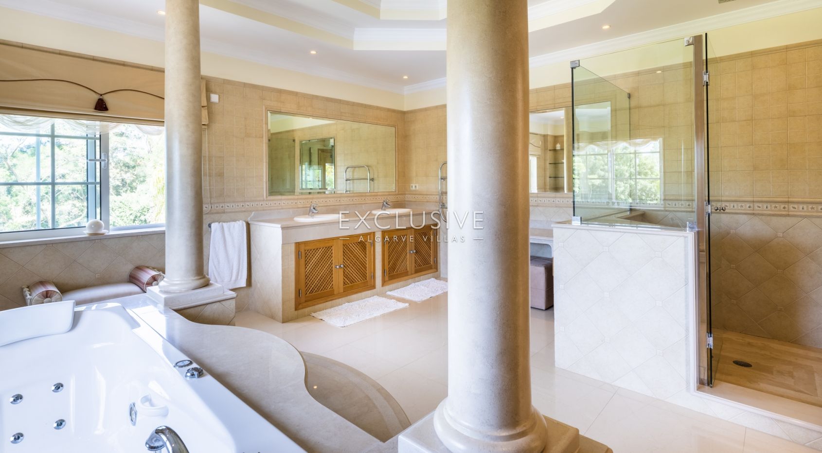 Luxury Equestrian Estate Horse Stables Arena Olhão East Algarve