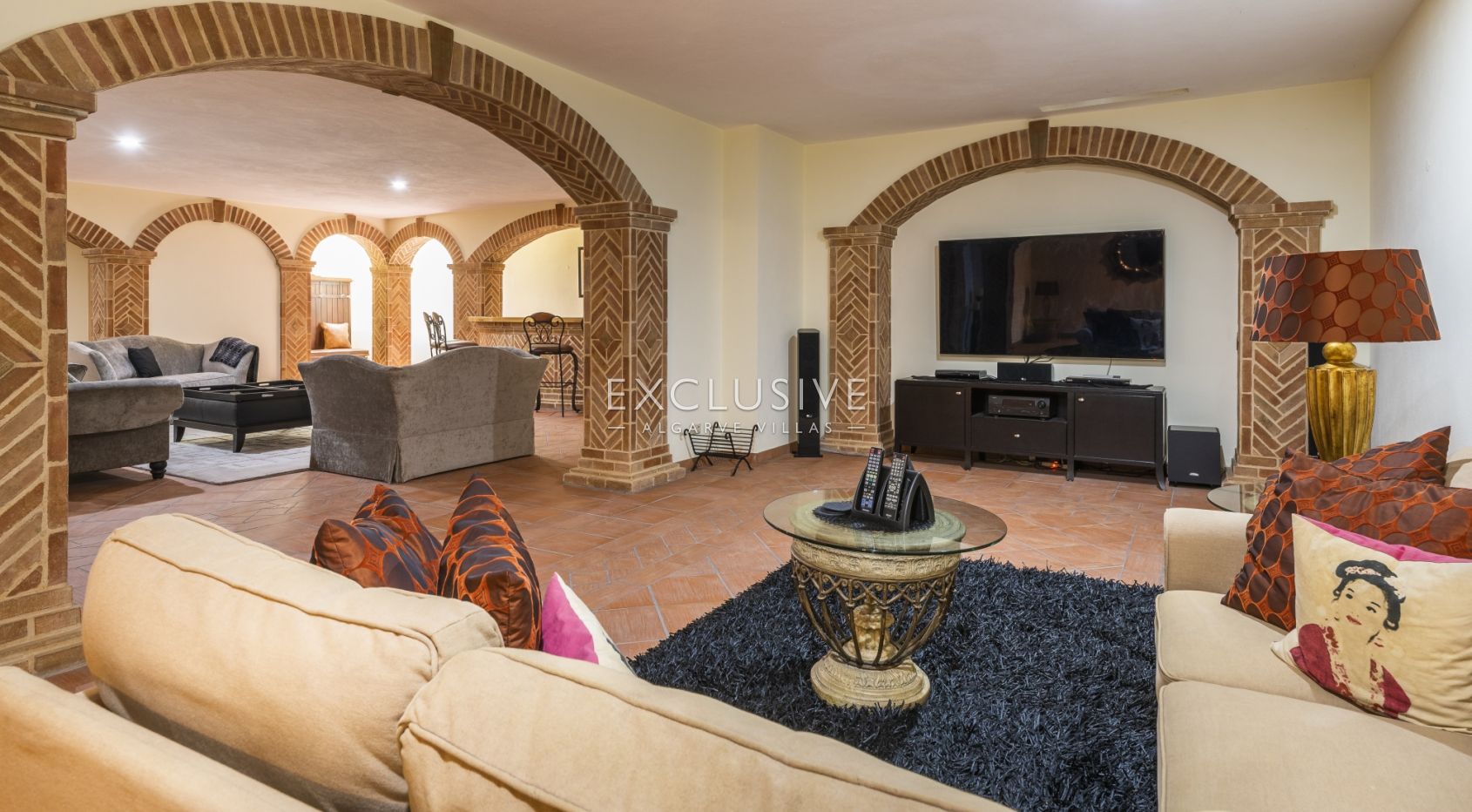 Luxury Equestrian Estate Horse Stables Arena Olhão East Algarve