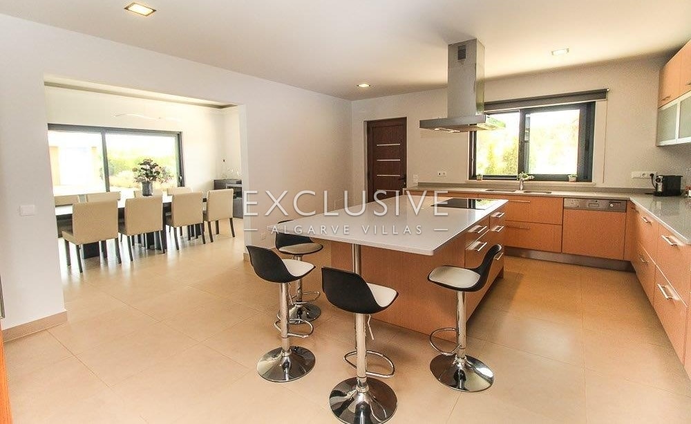 Beautiful and modern country villa near Lagos and the Palmares golf course