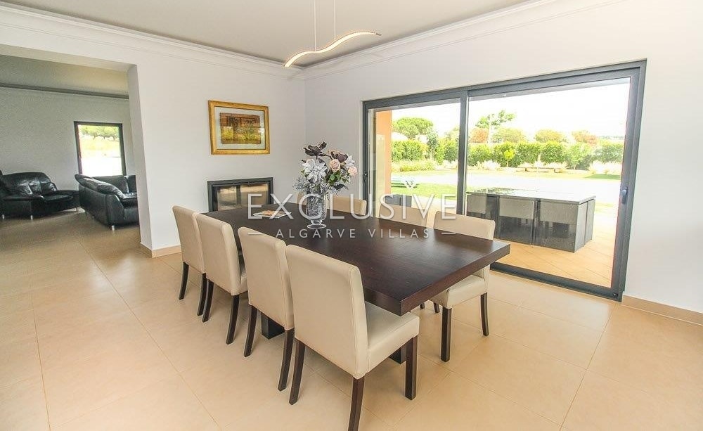 Beautiful and modern country villa near Lagos and the Palmares golf course