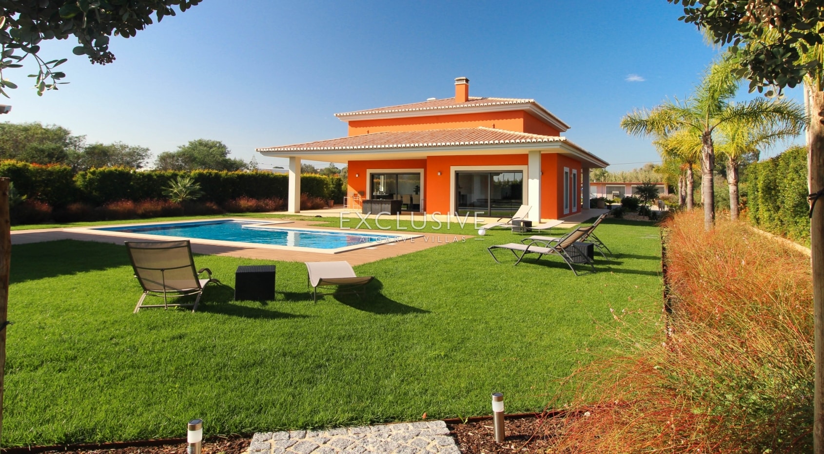 Beautiful and modern country villa near Lagos and the Palmares golf course