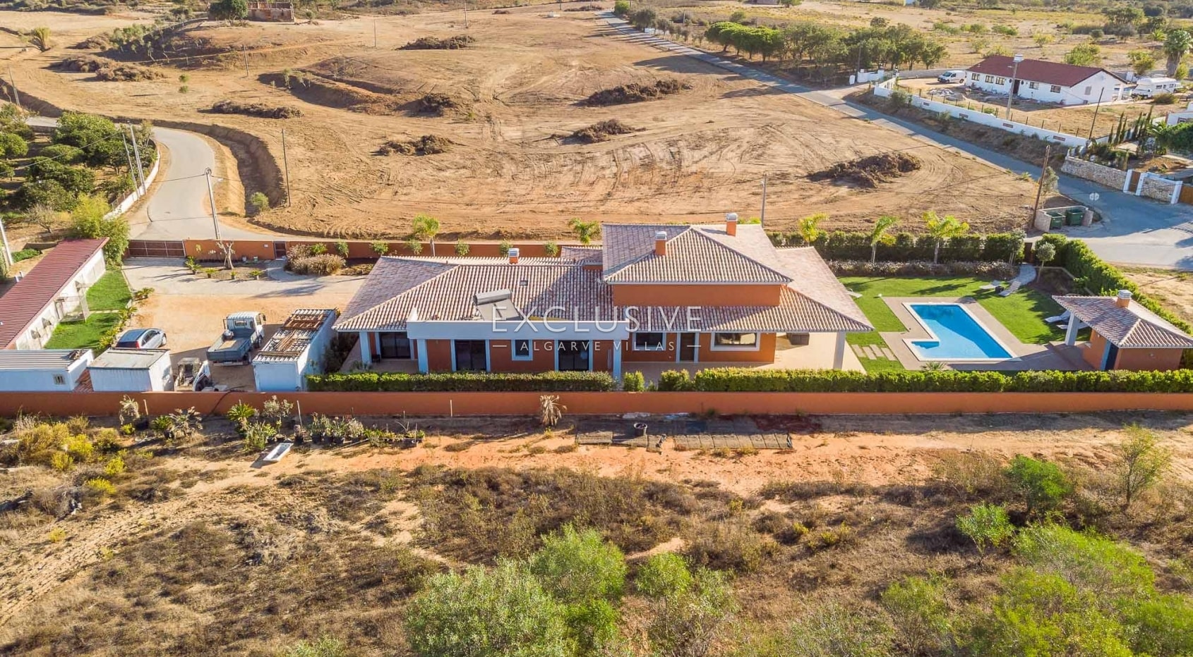 Beautiful and modern country villa near Lagos and the Palmares golf course