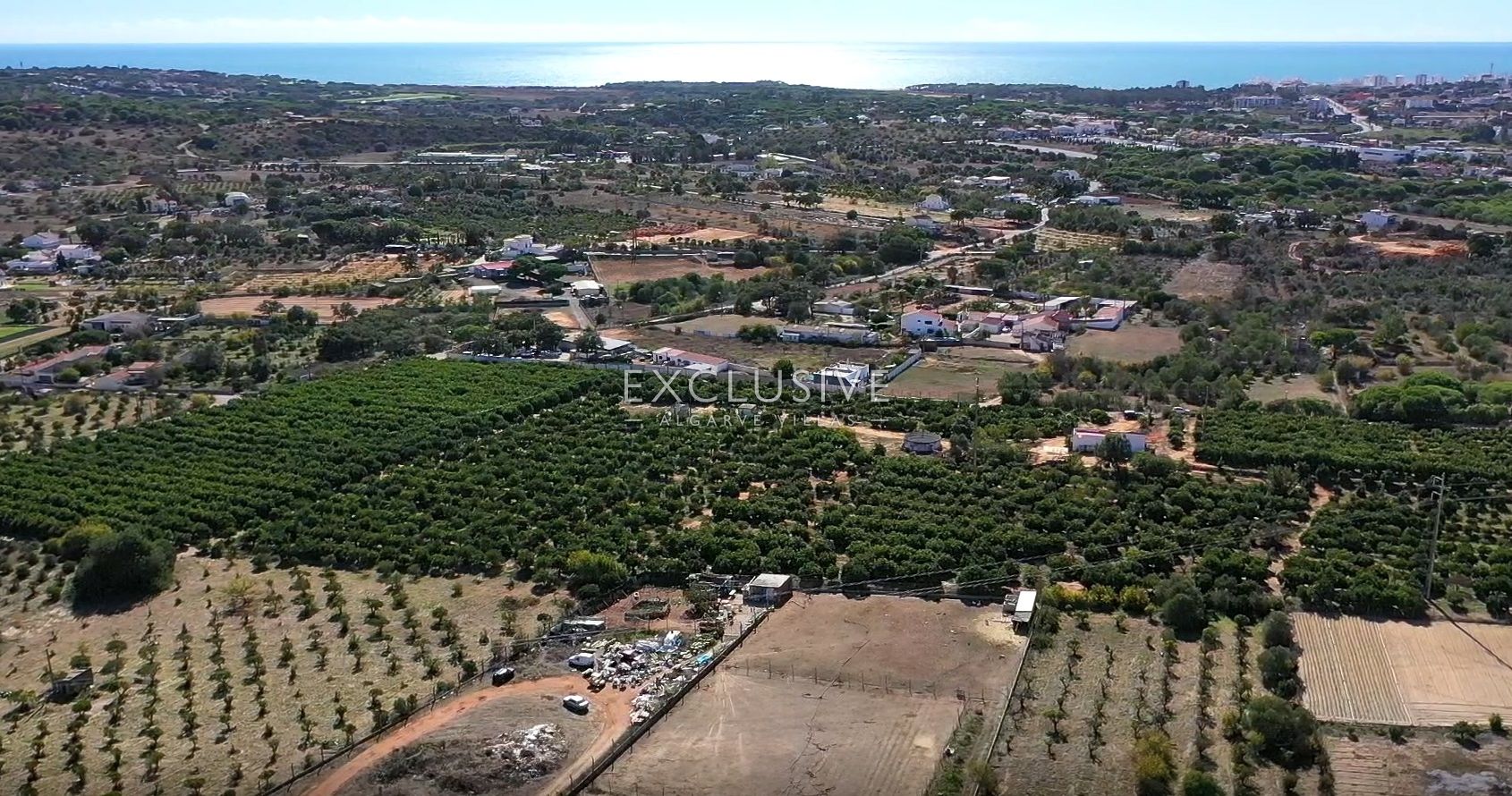 4 ha oder Land in der Nähe von Vale do Lobo mit Projekt für ein großes Haus mit Swimmingpool, zu ver