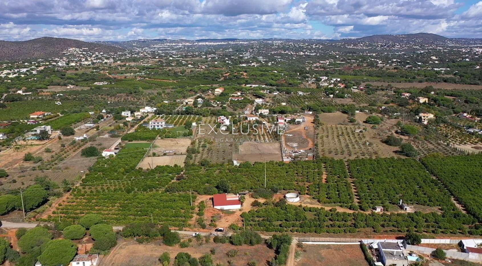 4 ha of Land near Vale do Lobo with project for a large home with swimming pool, Algarve