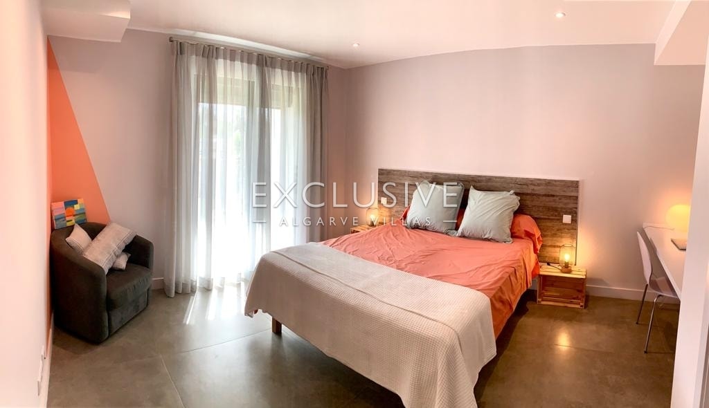 Charming 5 bedroom Villa with pool Alvor, Algarve