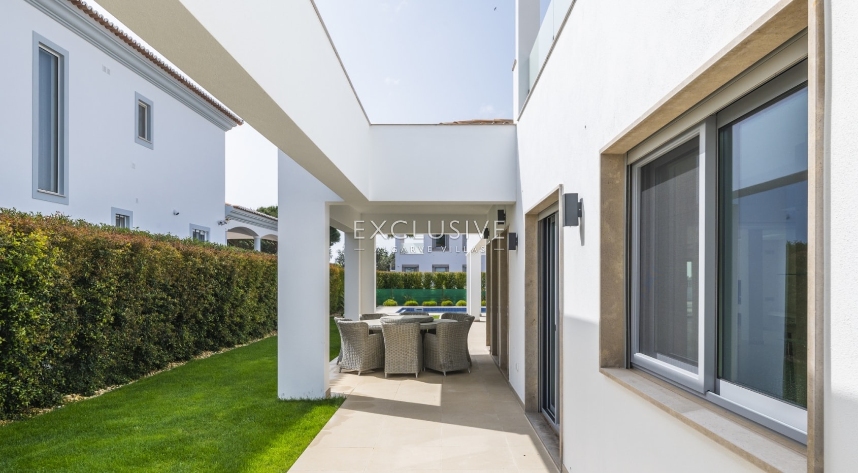 Luxurious brand new four bedroom villa near Vale Lobo, Algarve