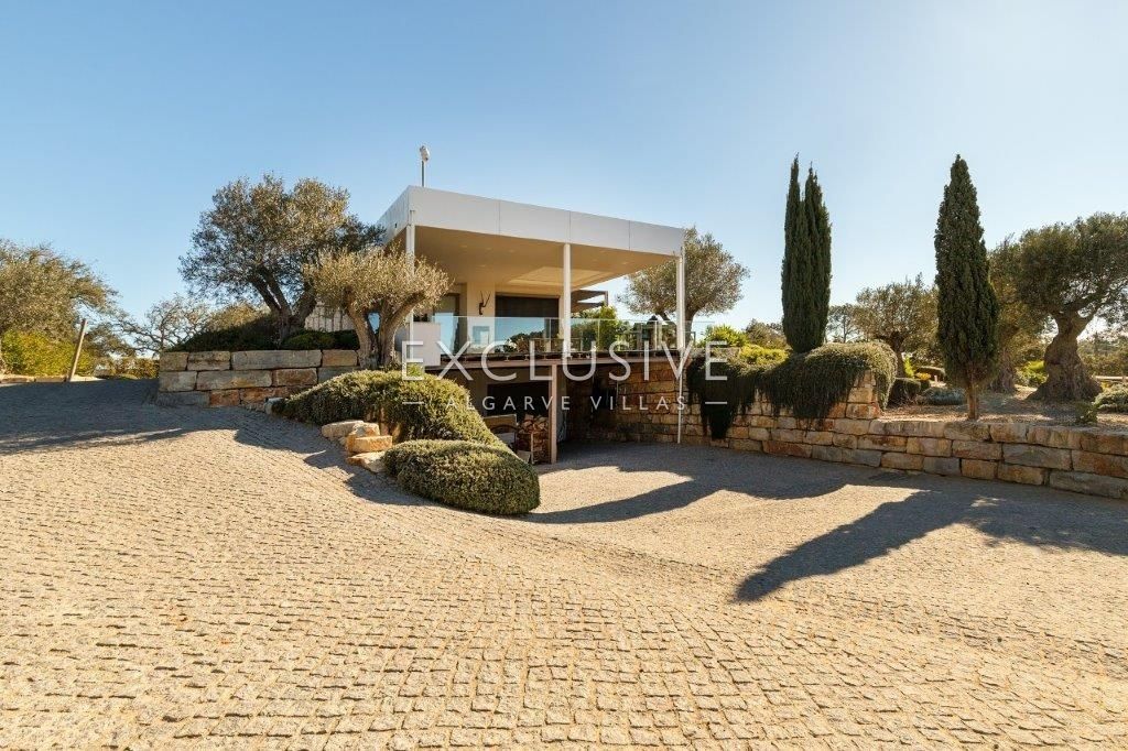 Reitsportimmobilie mit Stallungen und Reitanlagen an der Algarve, Portugal