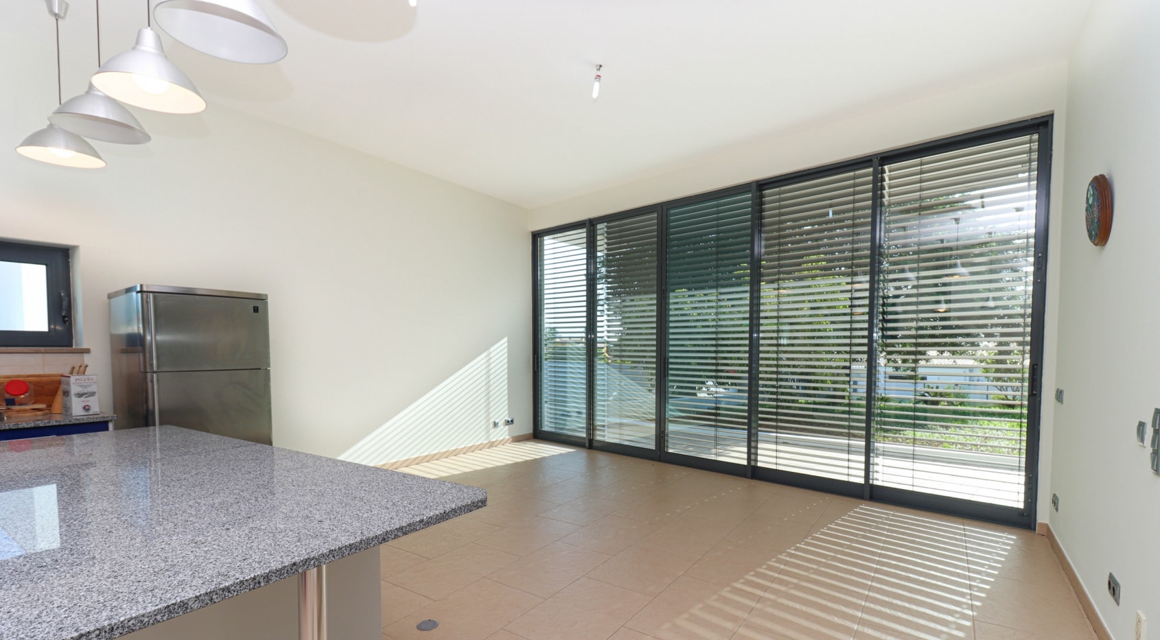 Contemporary villa near Penina, Portimao and short distance to beaches of Alvor