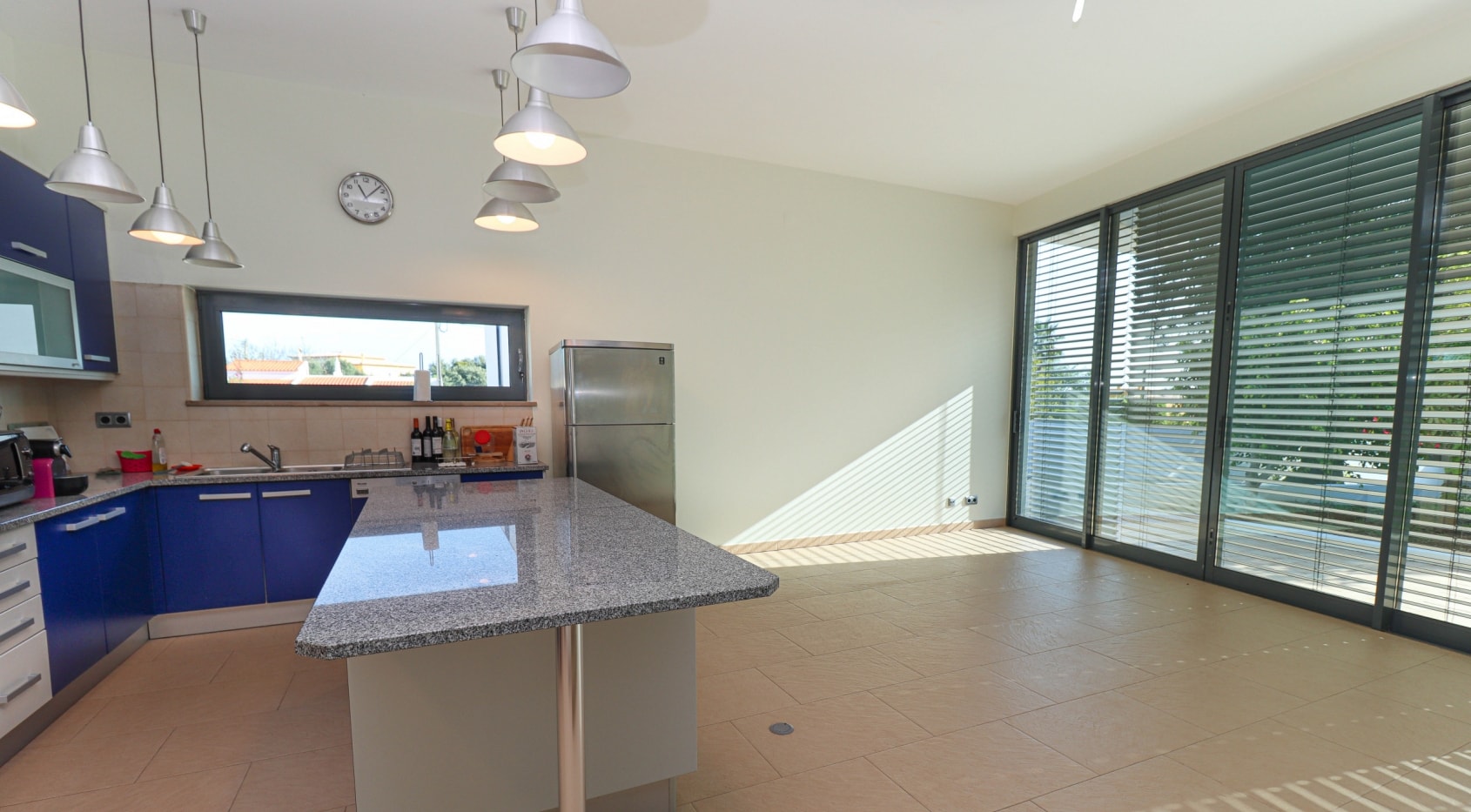 Contemporary villa near Penina, Portimao and short distance to beaches of Alvor