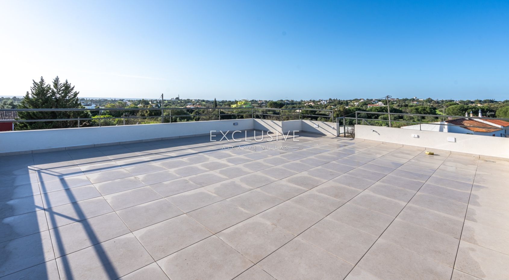 New large villa, sea views in Caramujeira, Carvoeiro