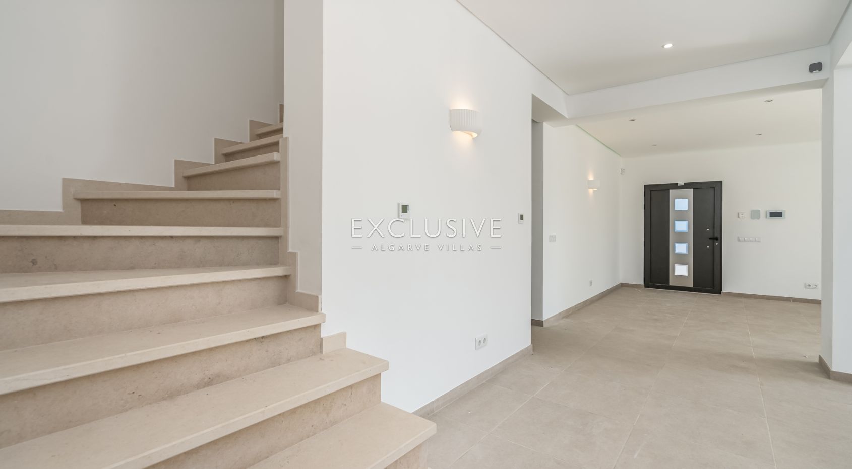 New large villa, sea views in Caramujeira, Carvoeiro