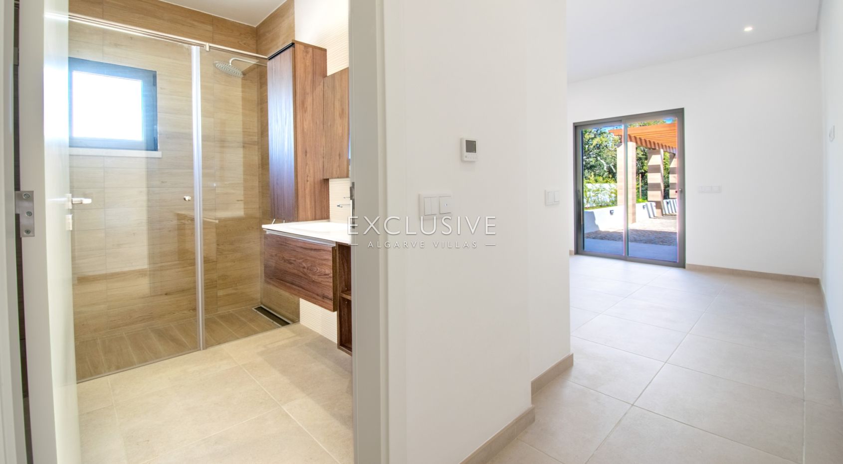 New large villa, sea views in Caramujeira, Carvoeiro