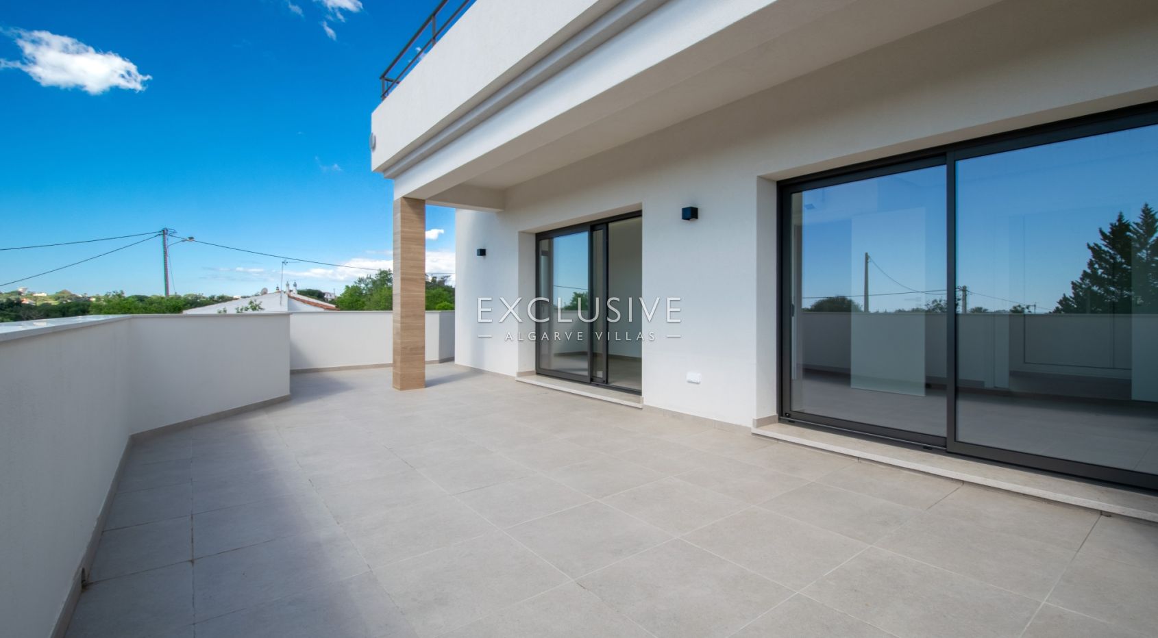 New large villa, sea views in Caramujeira, Carvoeiro