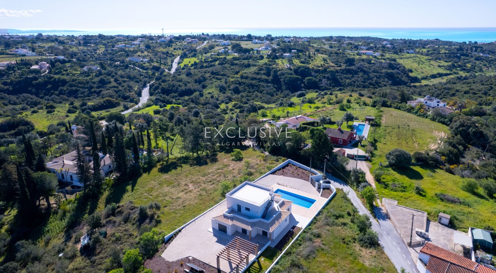 New large villa, sea views in Caramujeira, Carvoeiro