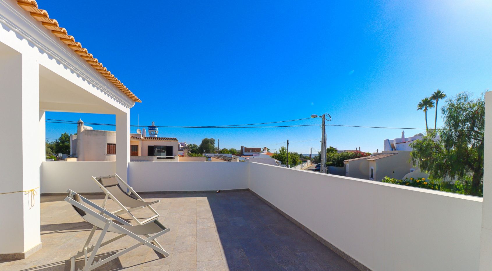 Imaculada moradia V4 com piscina privada em Carvoeiro