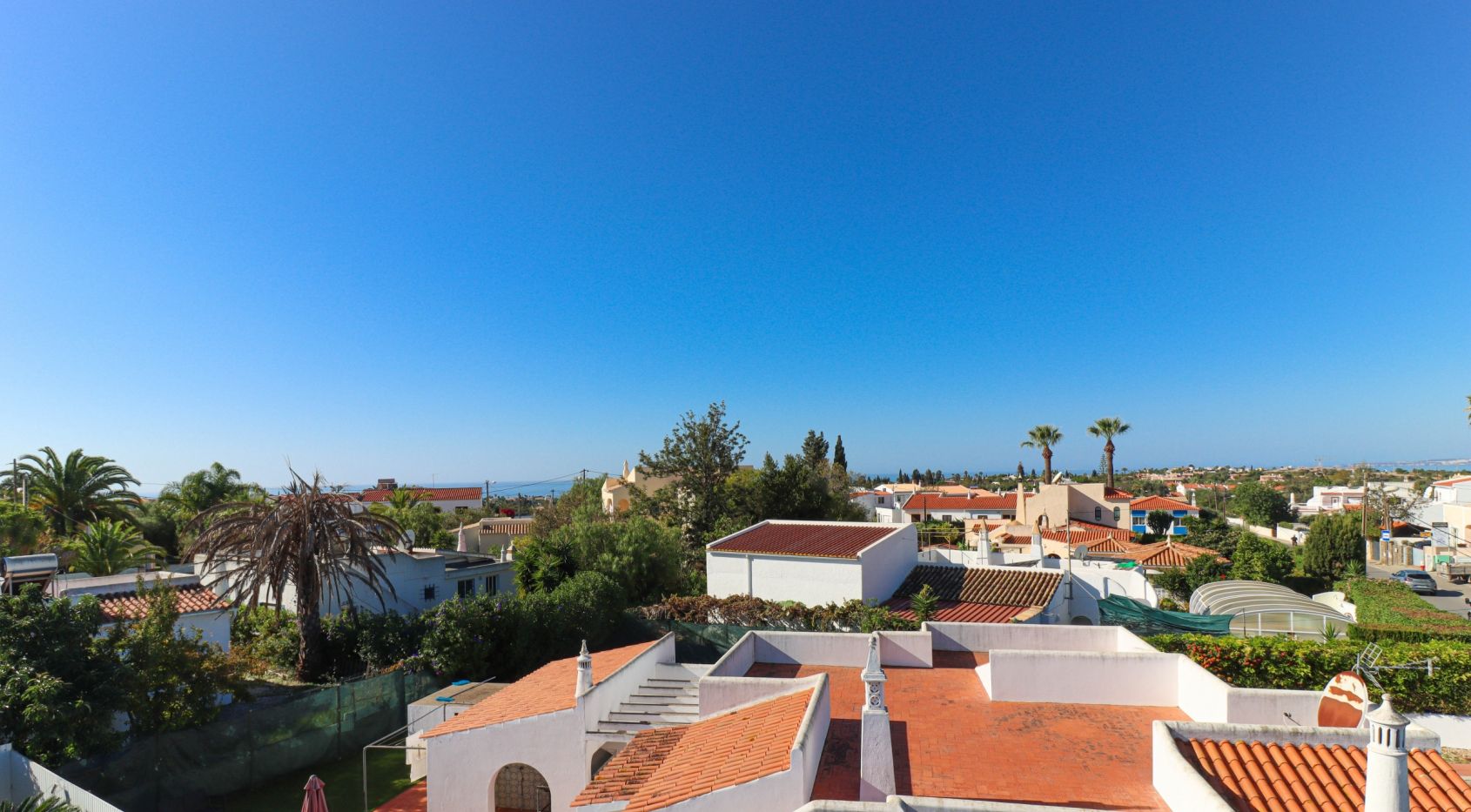 Imaculada moradia V4 com piscina privada em Carvoeiro