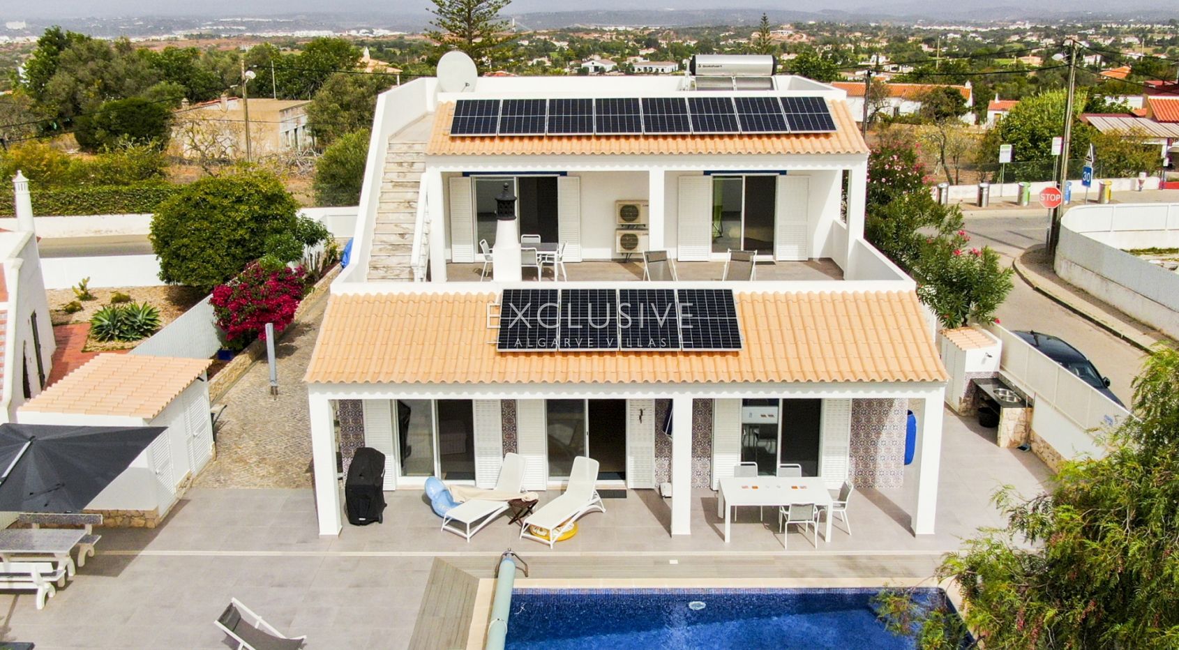 Imaculada moradia V4 com piscina privada em Carvoeiro
