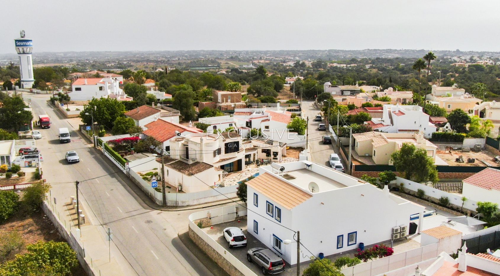 Imaculada moradia V4 com piscina privada em Carvoeiro