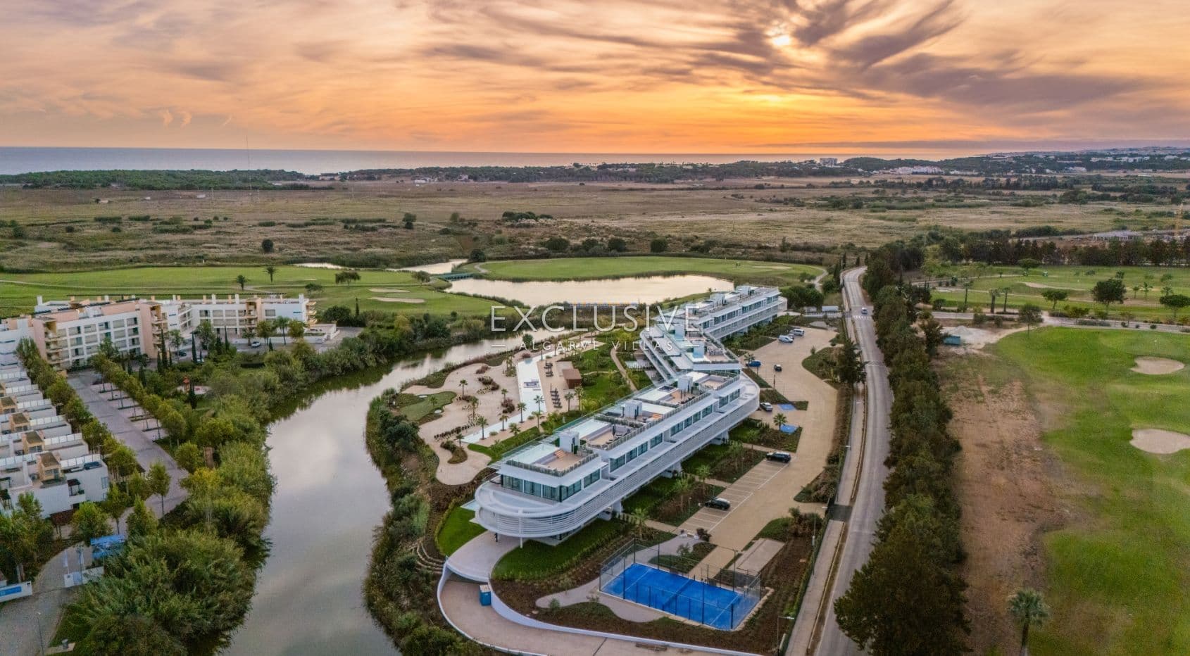 Penthouse contemporain de 3 chambres à coucher à Vilamoura-1