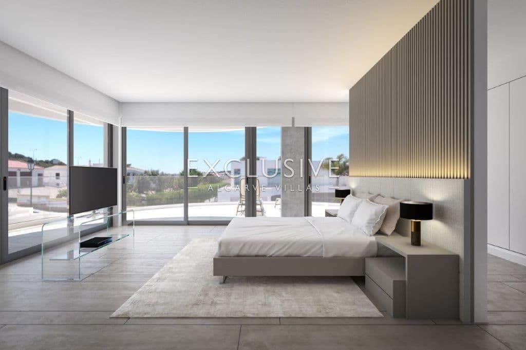 Villa contemporaine flambant neuve à Lagos, près de la plage de Porto de Mós, en Algarve-2