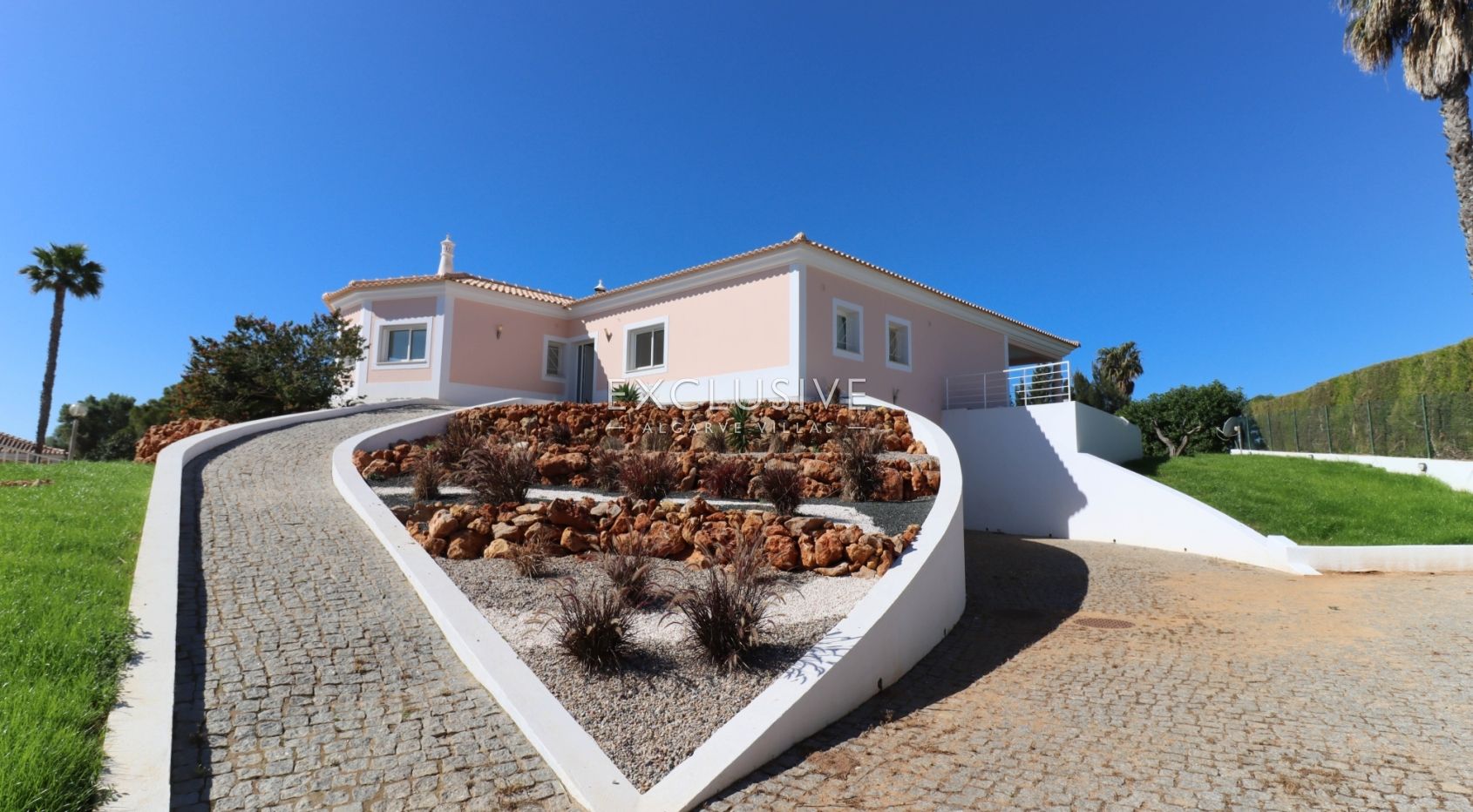 Charming 3 Bedroom Villa near the Estuary in Lagos (Algarve)