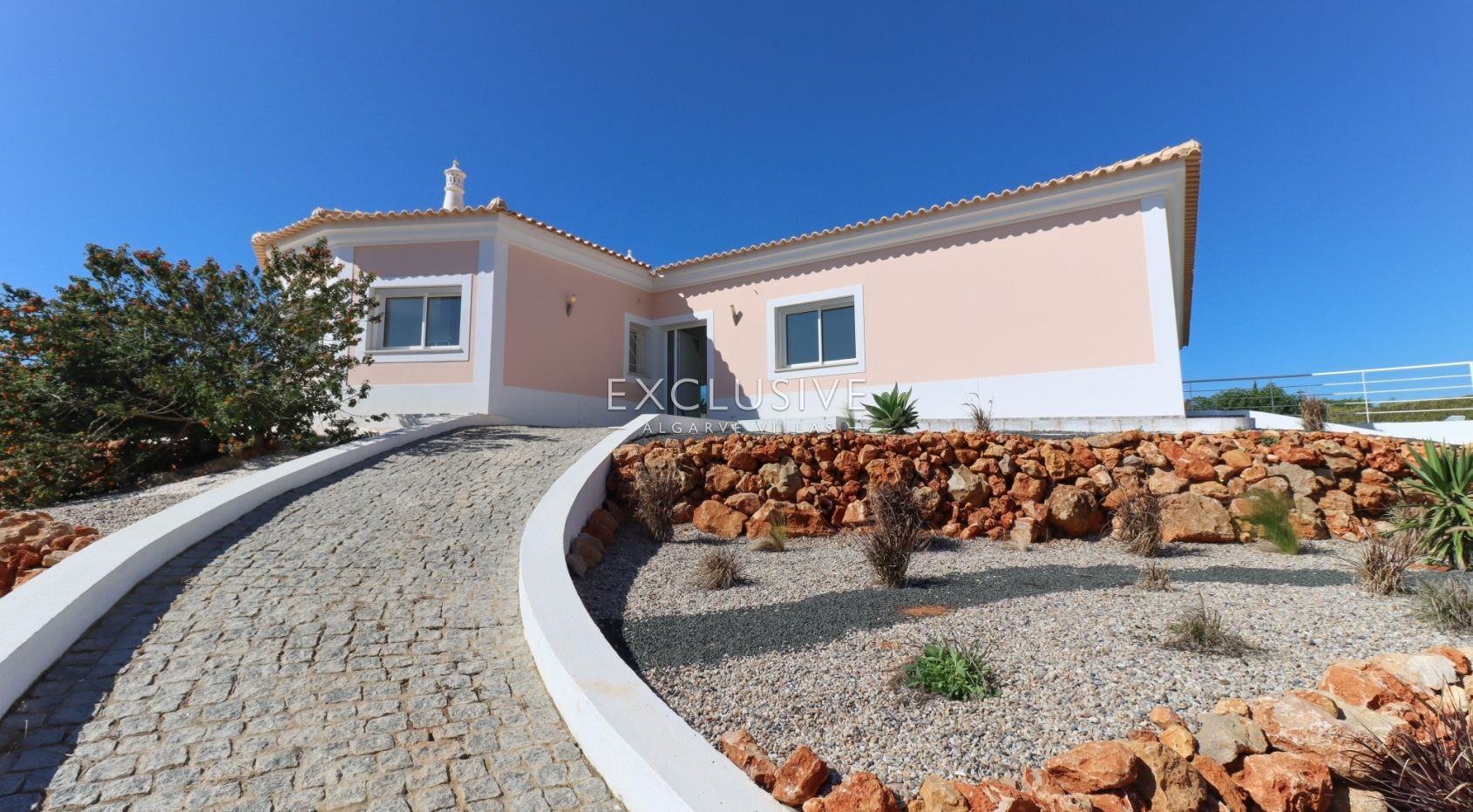 Charming 3 Bedroom Villa near the Estuary in Lagos (Algarve)