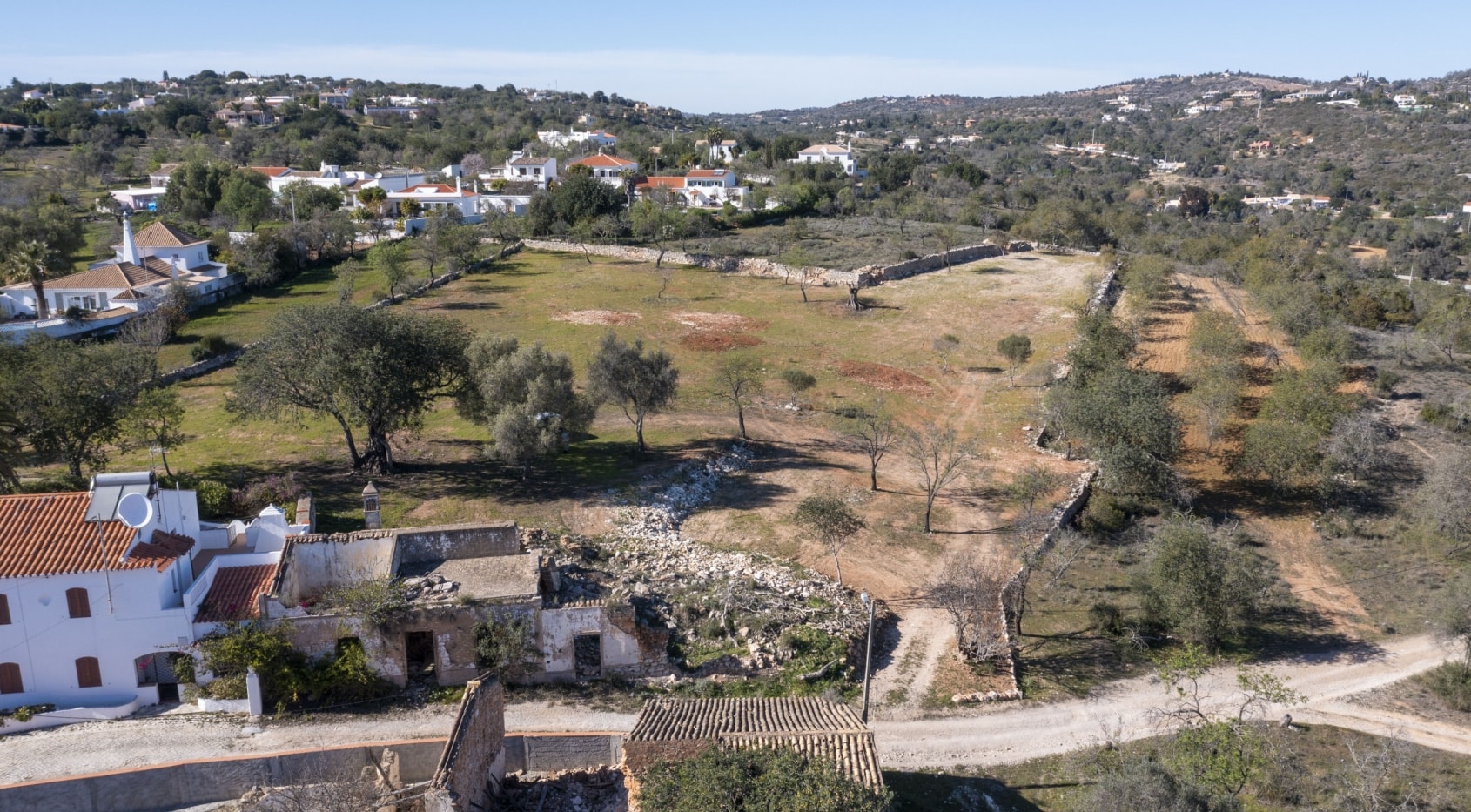 Large plot for construction with project approved, Boliqueime, Algarve