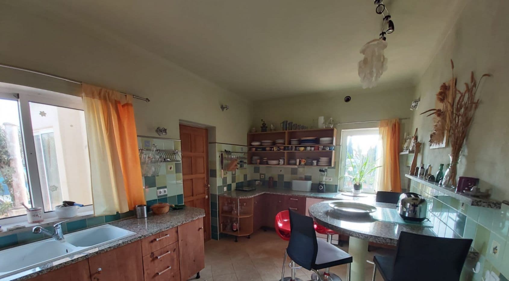 4 bedroom villa with seaviews, Carvoeiro