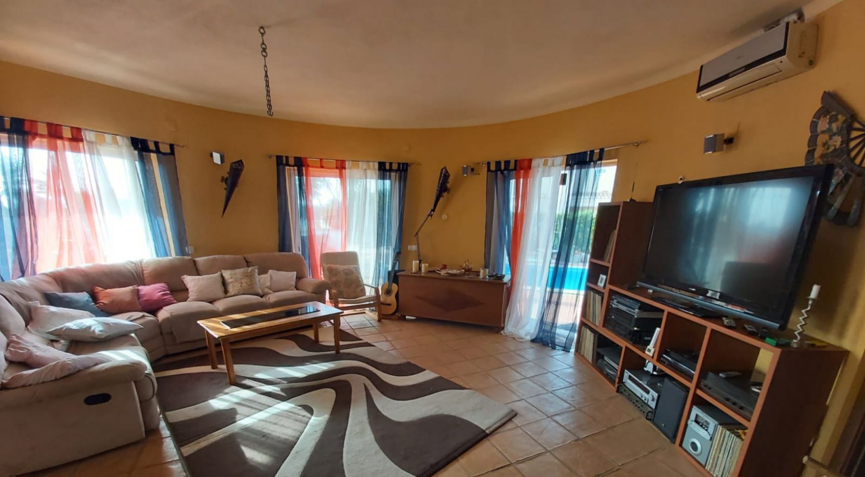 4 bedroom villa with seaviews, Carvoeiro