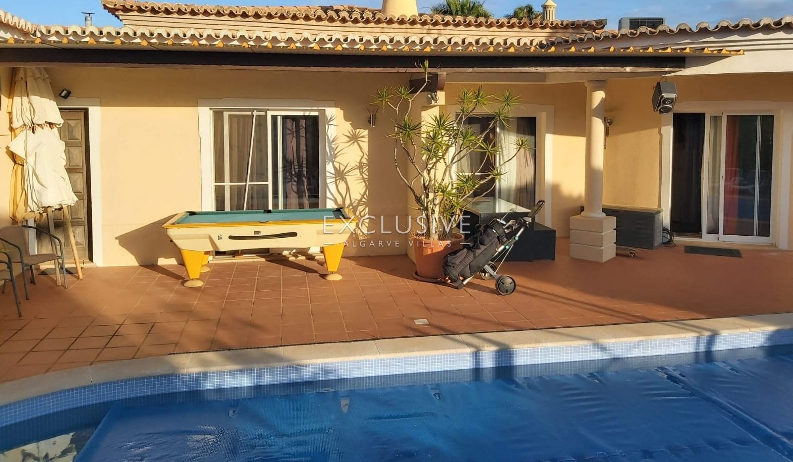 4 bedroom villa with seaviews, Carvoeiro