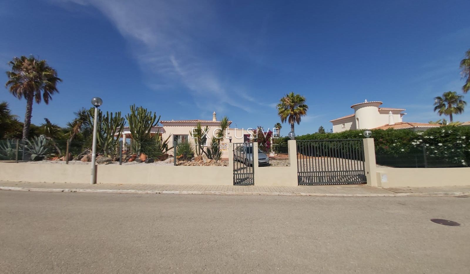 4 bedroom villa with seaviews, Carvoeiro