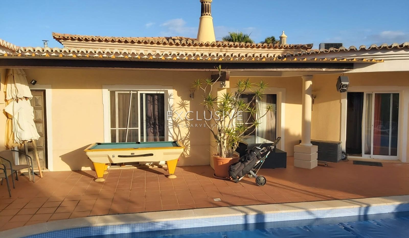 4 bedroom villa with seaviews, Carvoeiro