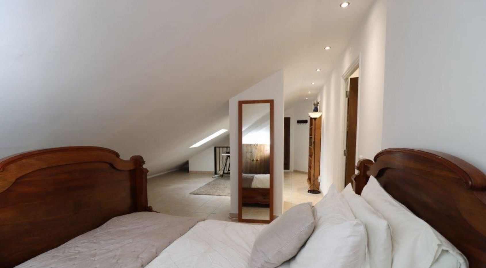 Beautiful two (+2) bedroom apartment with sea views in Santa Bárbara de Nexe, Algarve